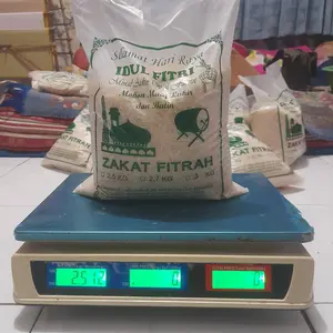 (isi 100) plastik hd beras zakat fitrah, idul fitri 3 kg 25 cm x 35cm