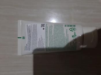 Product Review of Innisfree Green Tea Amino Hydrating  Cleansing Foam 150g / Sabun Pembersih Wajah untuk Kulit Kering from Tokopedia customer review 0