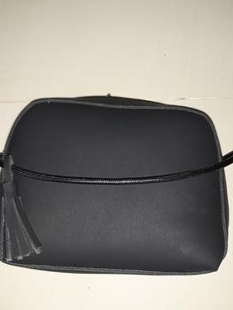 Product Review of [ZEAVA] Alice Mini Slingbag - Tas Selempang Mini/Slingbag Fashion/Mini Pouch Wanita Hitam from Tokopedia customer review 0