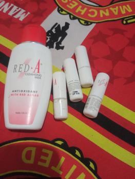 Product Review of Red-A Lip Balm (Tersedia 5 Varian) Red Bibir from Tokopedia customer review 1