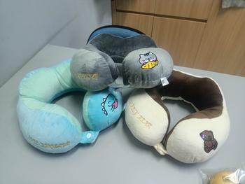 Product Review of ngasoh.id Bantal Leher Traveling Lucu Bantal Perjalanan Study Tour Bahan Halus Sandaran Kepala Mobil Pesawat Dewasa Bed from Tokopedia customer review 0