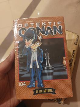 Product Review of Komik Detektif Conan 104 (Aoyama Gosho) from Tokopedia customer review 1