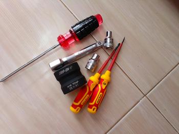 Product Review of LIPPRO OBENG PLUS 6 INCH GAGANG KARET PH2 X 150 MM SCREWDRIVER KEMBANG from Tokopedia customer review 0