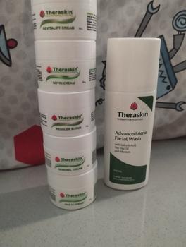 Product Review of Theraskin BPOM Advanced Acne Facial Wash - Sabun Wajah Cair untuk Kulit Berjerawat dan Bruntusan dengan Salicylic Acid dan Allantoin from Tokopedia customer review 1