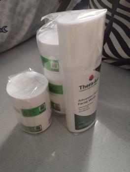 Product Review of Theraskin BPOM Advanced Acne Facial Wash - Sabun Wajah Cair untuk Kulit Berjerawat dan Bruntusan dengan Salicylic Acid dan Allantoin from Tokopedia customer review 0
