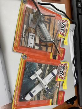 Product Review of Hot Wheels Matchbox Sky Busters Pesawat TOP GUN Varian Bebas Pilih from Tokopedia customer review 0