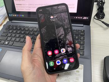 Product Review of Tempered Glass for Samsung Galaxy A55 Spigen GlastR Alignmaster Clear Tray from Tokopedia customer review 1
