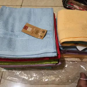 Terry Palmer Group Handuk Travel Merah Putih uk 50x100cm 100% Cotton Gramsi 340gr/m2 Tipis Menyerap Baik