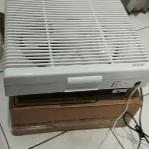 SEKAI WEF-1090 Wall Dinding Exhaust / Hexos / Heksos Fan Dinding 10 inch (25 cm) Angin 2 Arah - PUTIH