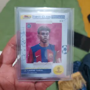 Kartu Bola Topps Fines Soccer UCC 2023-24 First Class Rookie Refractor (You Choose)