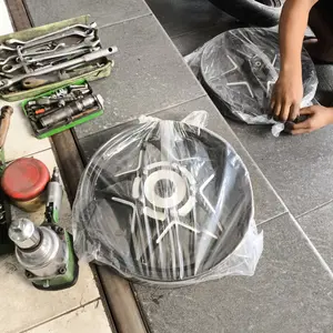 VRossi Velg Racing Venom Orbit Vario 125/150 (Uk. 14x185/215) | 1 SET