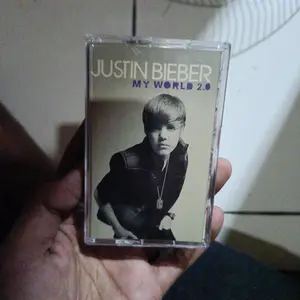 Kaset Pita Justin Bieber My World 2.0 Bootleg Tape + Sticker