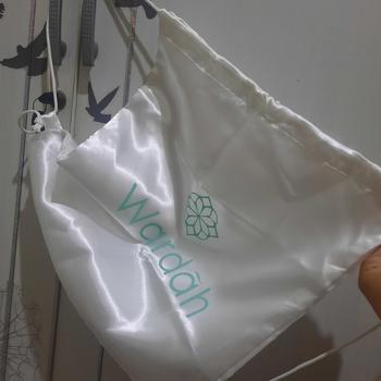Product Review of Wardah Umrah & Hajj Package - Paket Haji dan Umroh - Hair and Body Wash, Face Cleanser, Sunscreen SPF 50 PA+++ , Anti Perspirant Deodorant, Moisturizer, Lip Treatment Balm, ZamZam Water Spray from Tokopedia customer review 3