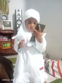 Product Review of Setelan Baju Muslim Putih Anak Perempuan // Baju Putih Manasik Haji Katun Bordir Variasi Celana Kerudung Sekolah Jilbab Syari Gamis Gamis Kombinasi baju  manasik from Tokopedia customer review 1