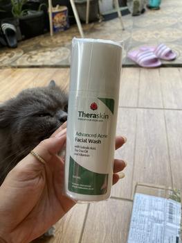Product Review of Theraskin BPOM Advanced Acne Facial Wash - Sabun Wajah Cair untuk Kulit Berjerawat dan Bruntusan dengan Salicylic Acid dan Allantoin from Tokopedia customer review 1