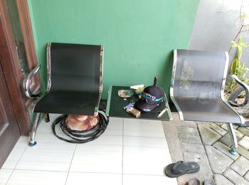 Product Review of Kursi Tunggu Bandara Import - 2 Seater + 1 Table | NK-2+1D from Tokopedia customer review 0