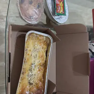Wirawiri Premium Beef Cheesy Lasagna - With Premium Packaging