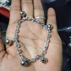 gelang kaki bayi krincingan gliter titanium UK 0_3 thn