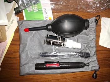 Product Review of Cleaning Kit Set Tools Alat Pembersih Lensa Kamera Hp Laptop Serbaguna from Tokopedia customer review 0