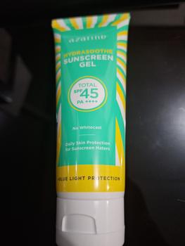 Product Review of AZARINE Sunscreen Hydrasoothe Gel SPF 45 PA++ Aqua Essence Sun Shield Serum SPF 50 PA++ Semua Jenis Kulit Berjerawat Berminyak Wajah Sunblock Perawatan Facial from Tokopedia customer review 0