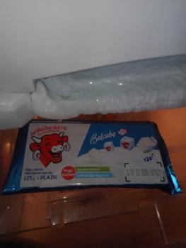 Product Review of Keju Belcube Cheese Spread 125 gr - Belcube Keju Bayi MPASI 24 kotak from Tokopedia customer review 0