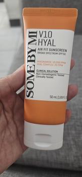 Product Review of SOME BY MI V10 HYAL AIR FIT SUNSCREEN [50ml] from Tokopedia customer review 1
