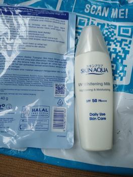 Product Review of Skin Aqua UV Whitening Milk 40g (144531) from Tokopedia customer review 1