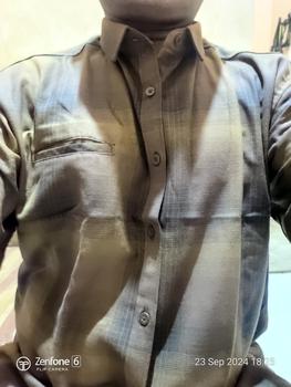 Product Review of Simple Perfect Baju Kemeja Chicago Pria Lengan Pendek Exclusive Premium Motif Kotak Katun Casual from Tokopedia customer review 0