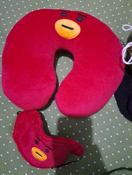 Product Review of (FREE PENUTUP MATA )Bantal leher bt korea kpop 8karakter Bed Hadiah from Tokopedia customer review 0