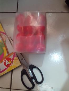 Product Review of Lem cair joyko 35ml (PCS) berkualitas joyko Merah Plastik from Tokopedia customer review 1