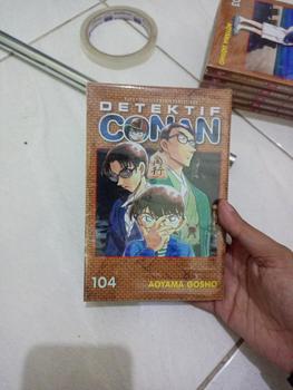 Product Review of Komik Detektif Conan 104 (Aoyama Gosho) from Tokopedia customer review 2