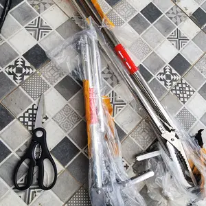 PCK-12 Alat Penjepit Ular Stainless Tahan Karat Tongkat Penjepit Barang Jepitan Sampah Bisa Lipat Jadi Kecil