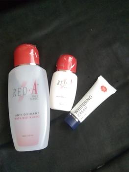 Product Review of Red-A Face Tonic Anti Oxidant with VIT E, Extract Red Algae & Averrhoa - 125ml from Tokopedia customer review 1