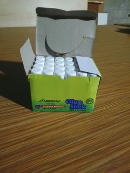 Product Review of MONTANA Glue Stick Lem Batang 10g 24 Pcs Strong Adhesive Perekat Serbaguna GS-10/Box from Tokopedia customer review 0