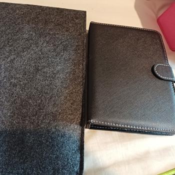 Product Review of KEYBOARD BLUETOOTH UNIVERSAL COVER UNTUK HP GADGET ANDROID IOS Hitam Wireless from Tokopedia customer review 2