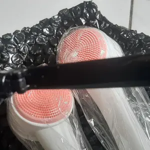 Sikat Pembersih Wajah Muka Make Up remover 3D Multifungsi 2in1 Silikon
