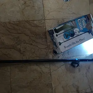 Tongkat Alat Bantu Jalan Orang Tua Lipat Lampu LED Folding Magic Wand Medis