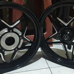 VRossi Velg Racing Venom Orbit Vario 125/150 (Uk. 14x185/215) | 1 SET