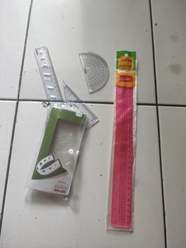 Product Review of Flexible Ruler Penggaris Lentur Joyko RL-301 30 cm from Tokopedia customer review 0