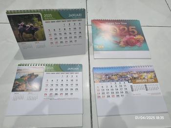 Product Review of kalender meja standar 2025 from Tokopedia customer review 0