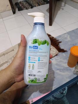 Product Review of Biodef Mint - Sea Salt Botol 550ml| Sabun Mandi Cair Antiseptik Aman dan Halal | Sabun Mandi Melembabkan Whitening | Sabun Mandi Cair untuk Kulit Kering from Tokopedia customer review 3