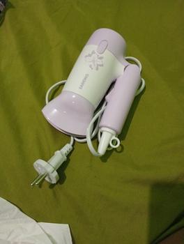 Product Review of Samono Hair Dryer Pengering Rambut Low Watt 300 Watt 2 Kecepatan Angin Bisa Dilipat SW-HD10 from Tokopedia customer review 1
