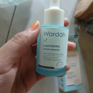 WARDAH Lightening 5% Niacinamide Serum Ampoule - Dengan 10X Advanced Niacinamide + Bisabolol dan 0% Alkohol - Mencerahkan Kulit Kusam, Bekas Jerawat, Belang Tidak Merata, Mencegah Hiperpigmentasi - Bright, Glow, White - Semua Jenis Kulit - Skincare