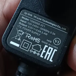 TP-Link Adaptor 9V 0.6A DC Power Adapter untuk Wi-Fi Router Modem & Kamera Output Stabil Noise Rendah Single Output Tegangan Stabil Efisiensi Rendah