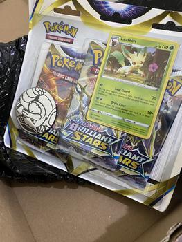 Product Review of Kartu Pokemon TCG Brilliant Stars Leafeon Glaceon Blister Pack from Tokopedia customer review 0