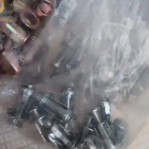 Jack Nuts Sekrup M5 M6 Bahan Metal 50pcs Metal Screw Untuk Mobil