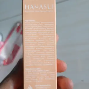 Hanasui Poreless Mattifying Primer - Menyamarkan Pori - Pori Garis Halus Kerutan Mengurangi Noda Hitam Base Make Up Tahan Lama