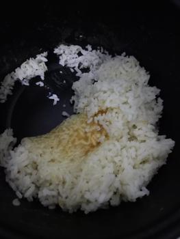 Product Review of 【COD】Votre Rice Cooker G-11  Penanak Nasi Desain Elegan dengan Lapisan Tutup Kaca Free Saringan Kukus from Tokopedia customer review 2