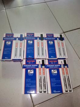 Product Review of JOYKO PERMANENT MARKER ROUND TIP BLACK BLUE RED / SPIDOL PERMANEN JOYKO PENANDA HITAM BIRU MERAH PM-17 PM-18 PM-19 [12PCS] Stationery from Tokopedia customer review 2