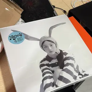 NEWJEANS- How Sweet (Standard Ver.) new jeans WEVERSE POB